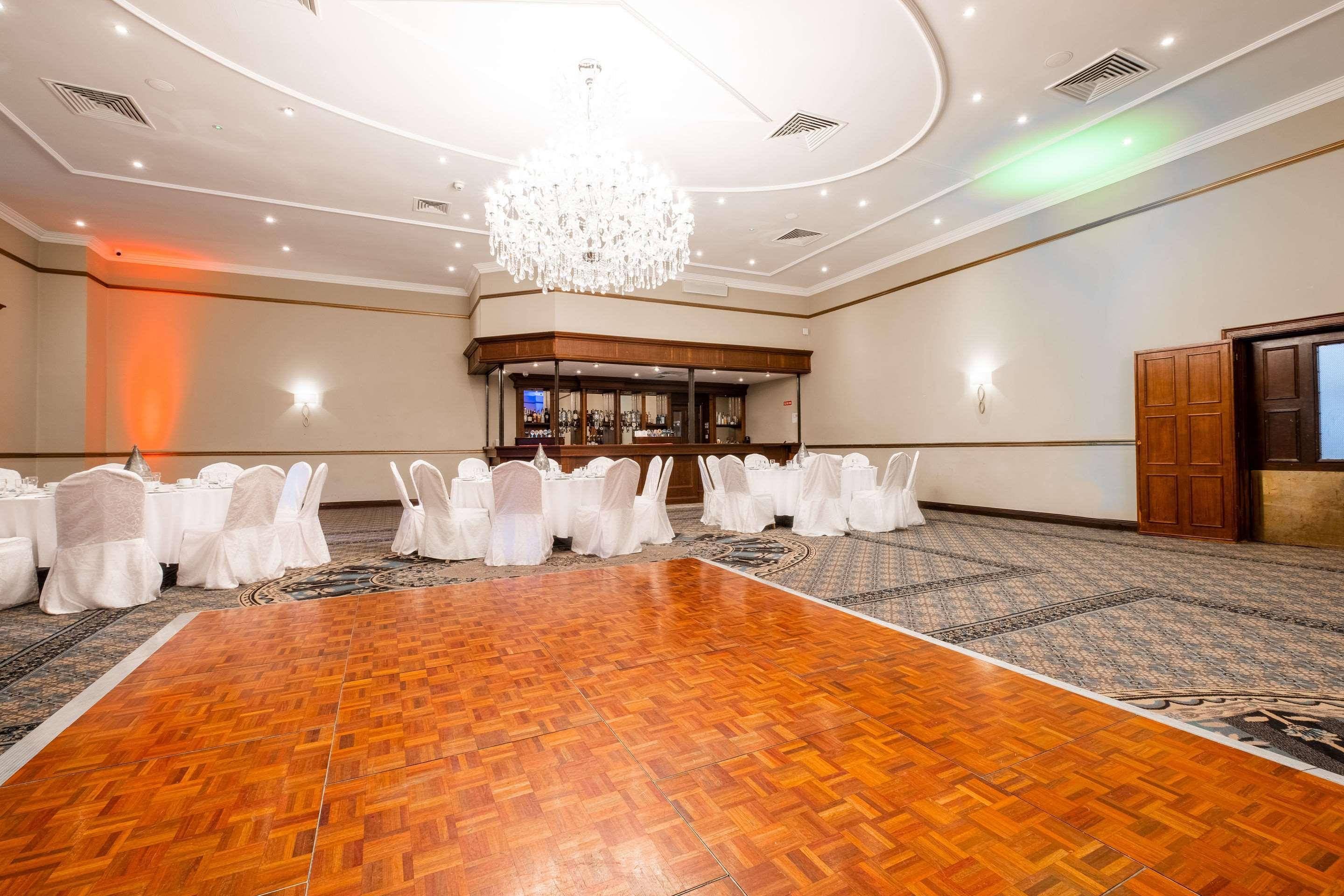 Hotel Woodstock Ennis Ngoại thất bức ảnh