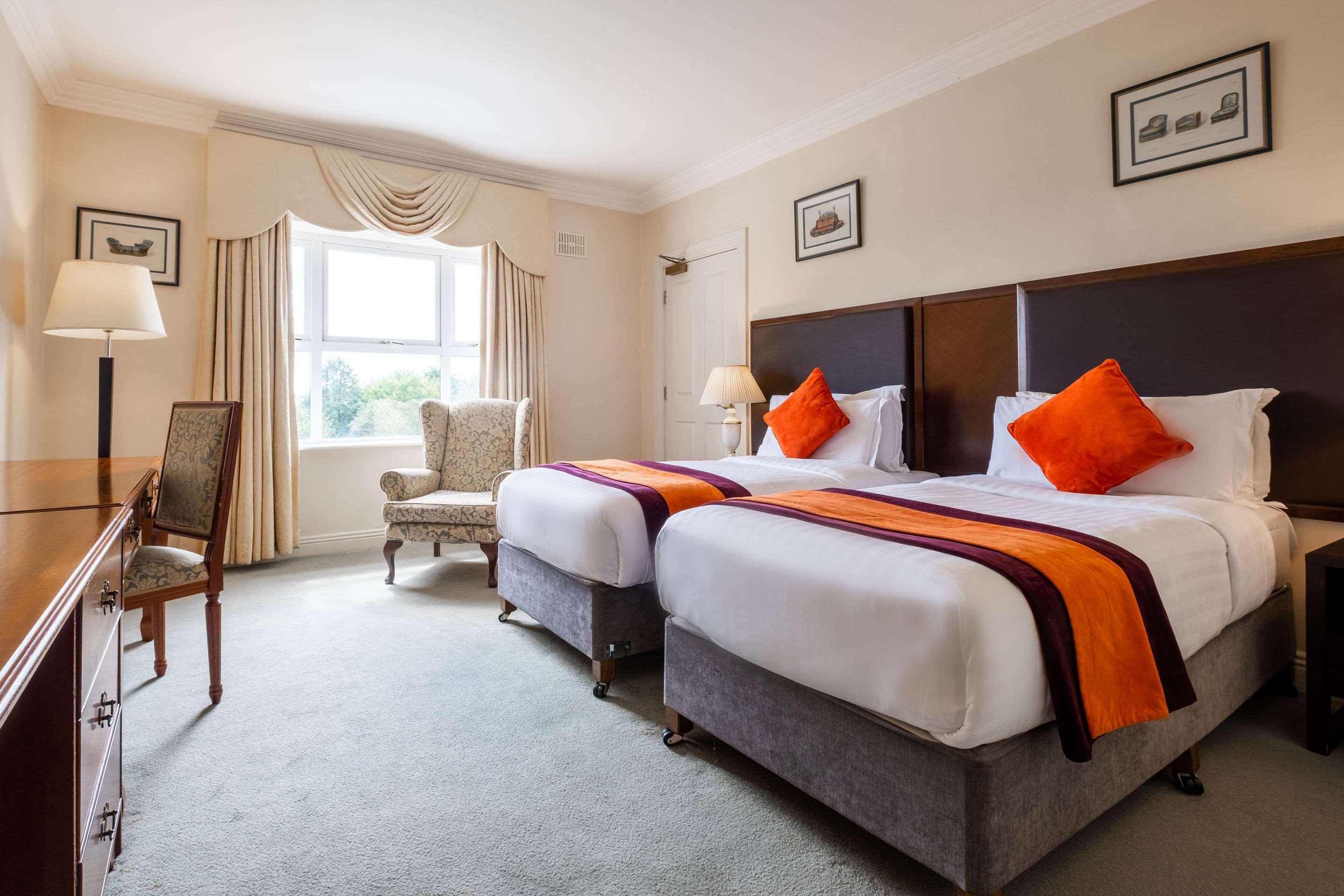 Hotel Woodstock Ennis Ngoại thất bức ảnh