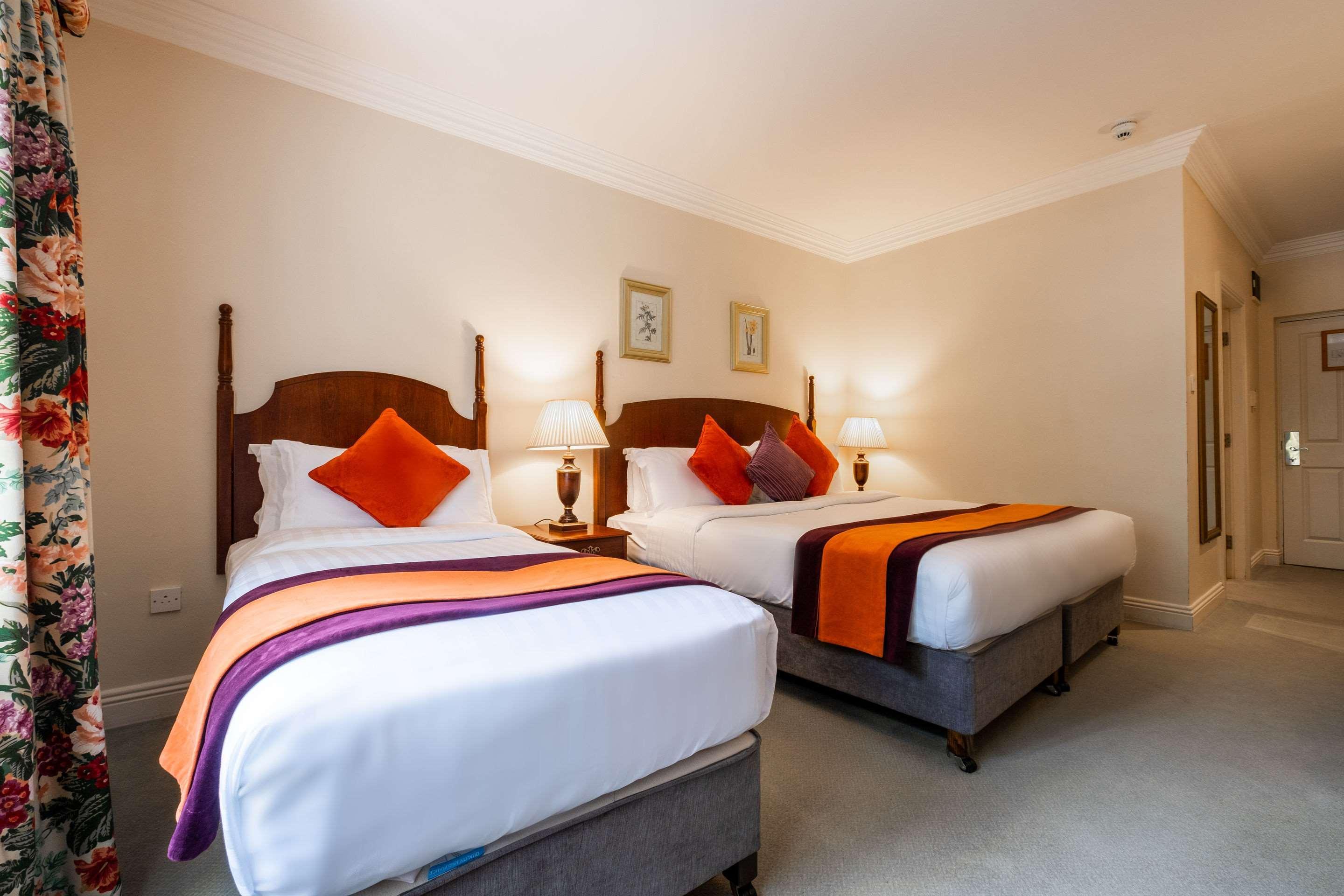 Hotel Woodstock Ennis Ngoại thất bức ảnh